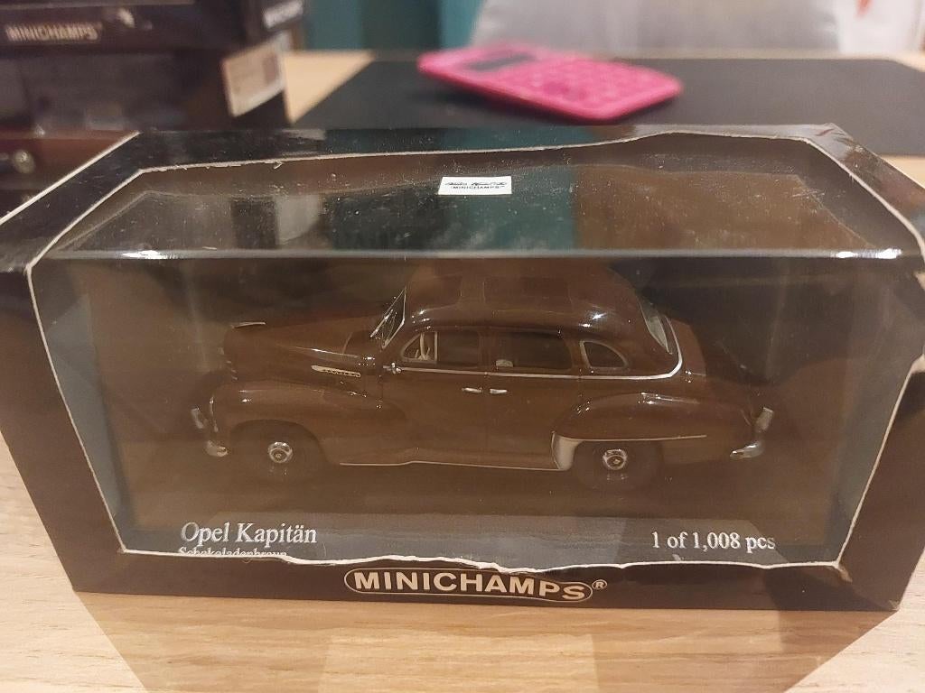 Opel Kapitan de 1951 brown 1/43, Hobby en Vrije tijd, Ophalen of Verzenden, Nieuw, Auto, MiniChamps