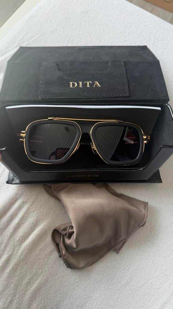 Lunettes de soleil Dita non portées, Enlèvement ou Envoi, Neuf, Lunettes de soleil