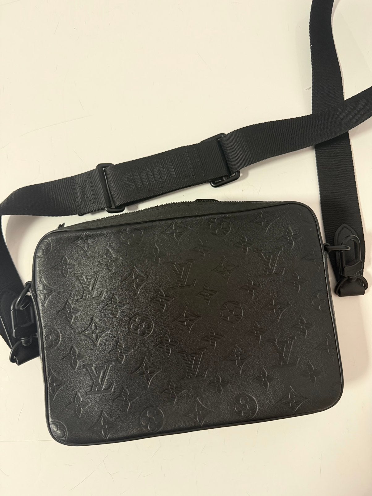 Sacoche Louis vuitton, Autres marques, Cuir, Comme neuf, Enlèvement