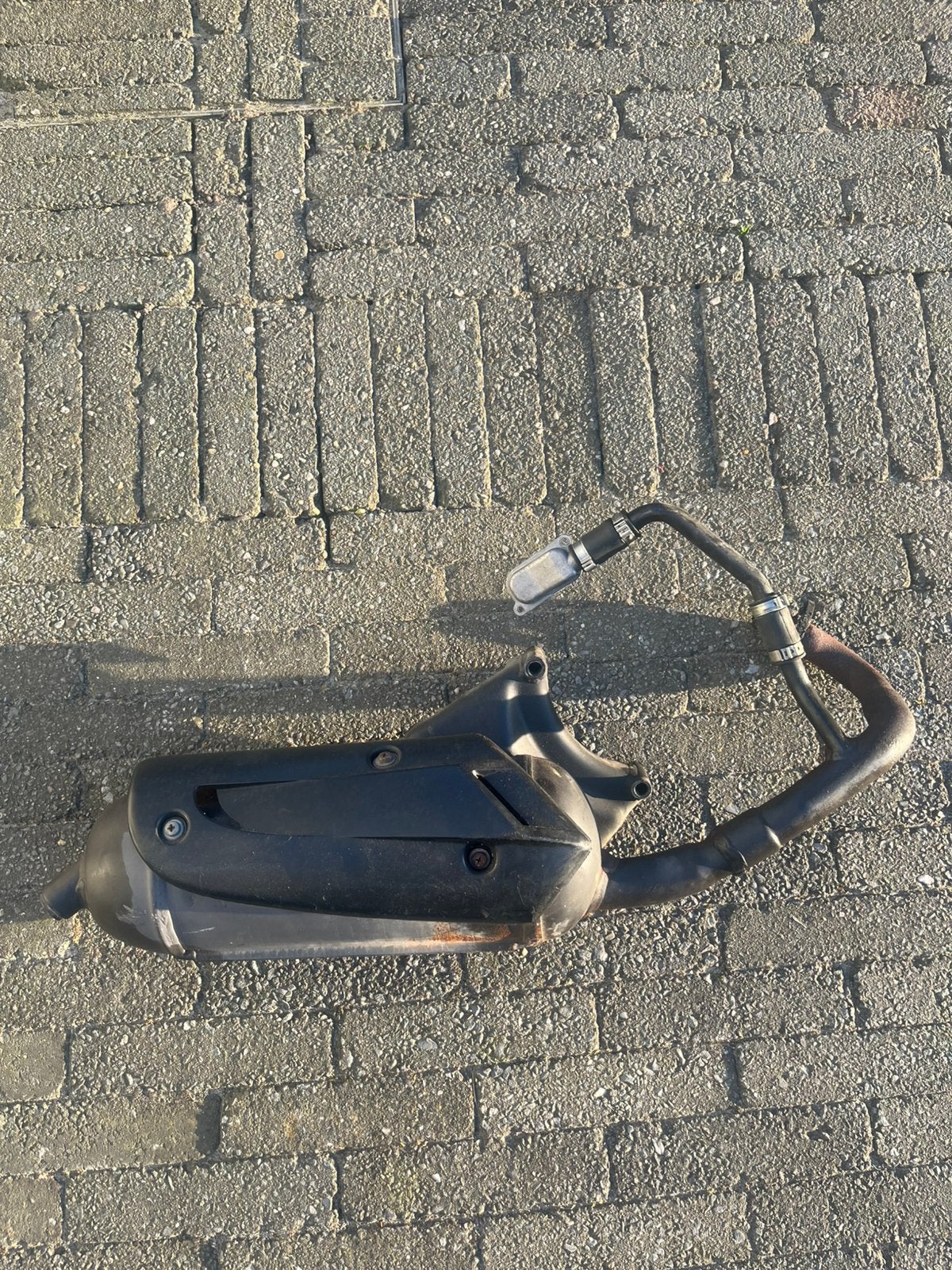 standaard uitlaat typhoon, Fietsen en Brommers, Ophalen of Verzenden, Zo goed als nieuw, Uitlaat, Piaggio