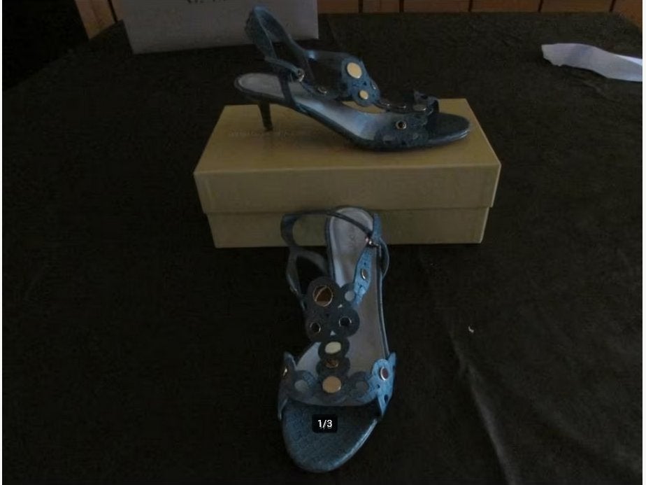 nieuwe schoenen merk Sergio Rossi 50 euro maat 40., Ophalen, Sergio Rossi, Blauw, Sandalen of Muiltjes