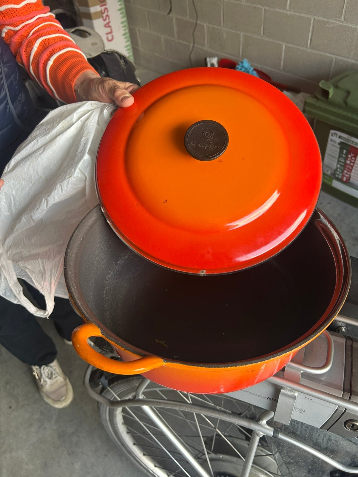 Cruest kom, Huis en Inrichting, Keuken | Potten en Pannen, Ophalen, Zo goed als nieuw