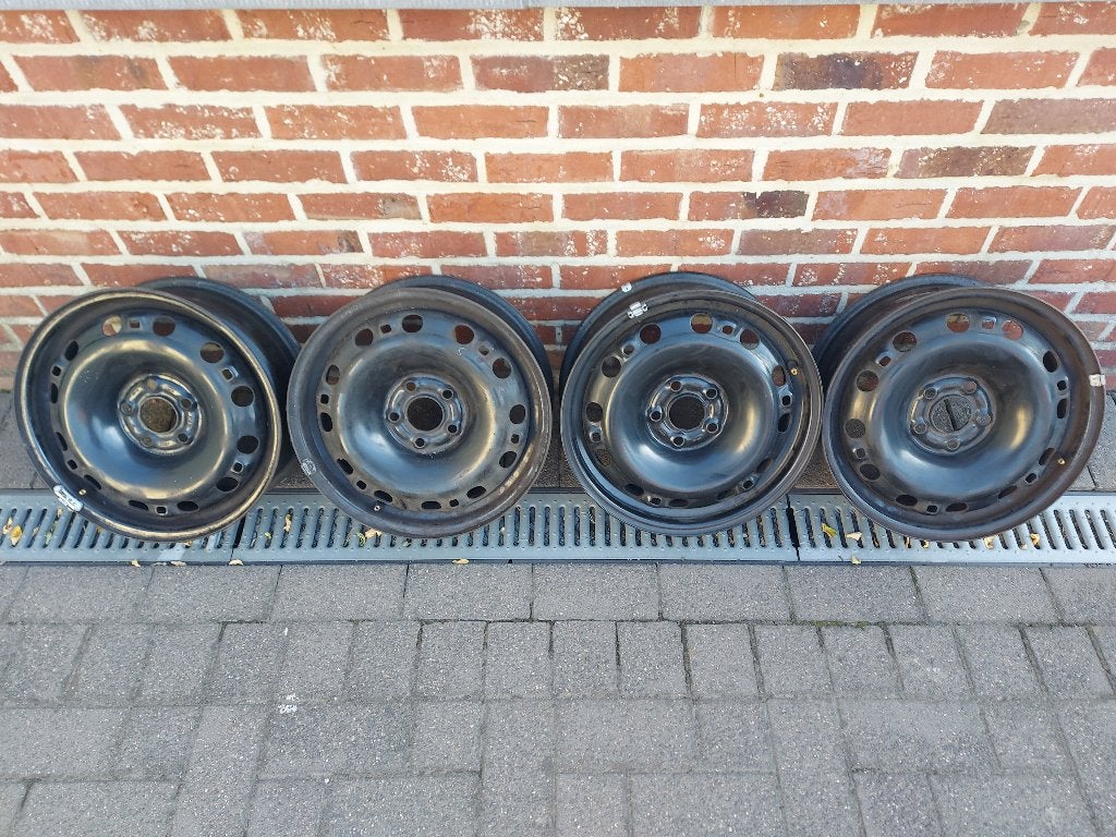 4 jantes en acier VW - 5 trous, Autos : Pièces & Accessoires, Pneus & Jantes, Enlèvement, Jante(s)