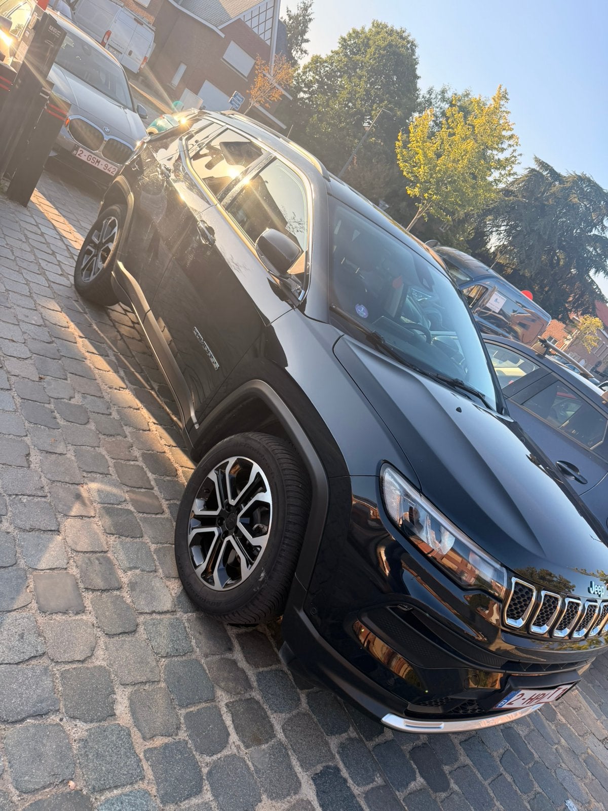 Jeep compass hybride tva deductible, Autos, Jeep, Cuir et Alcantara, Achat, Euro 6, Entreprise