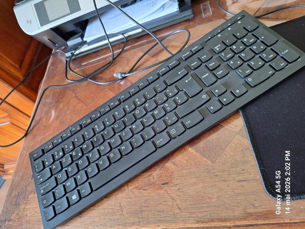 Clavier PC Lenovo, Informatique & Logiciels, Azerty, Enlèvement, Utilisé, Filaire