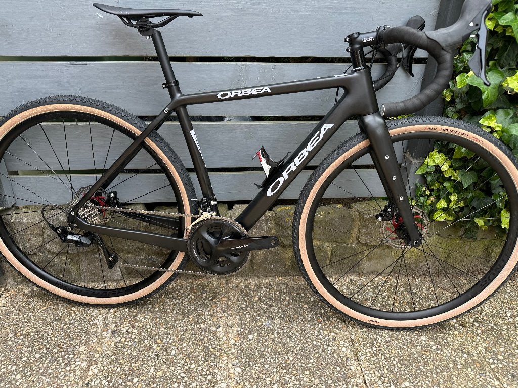 NOUVEAU VÉLO DE GRAVEL EN CARBONE ORBEA 50 cm., Neuf, Enlèvement ou Envoi, 49 à 53 cm, 28 pouces