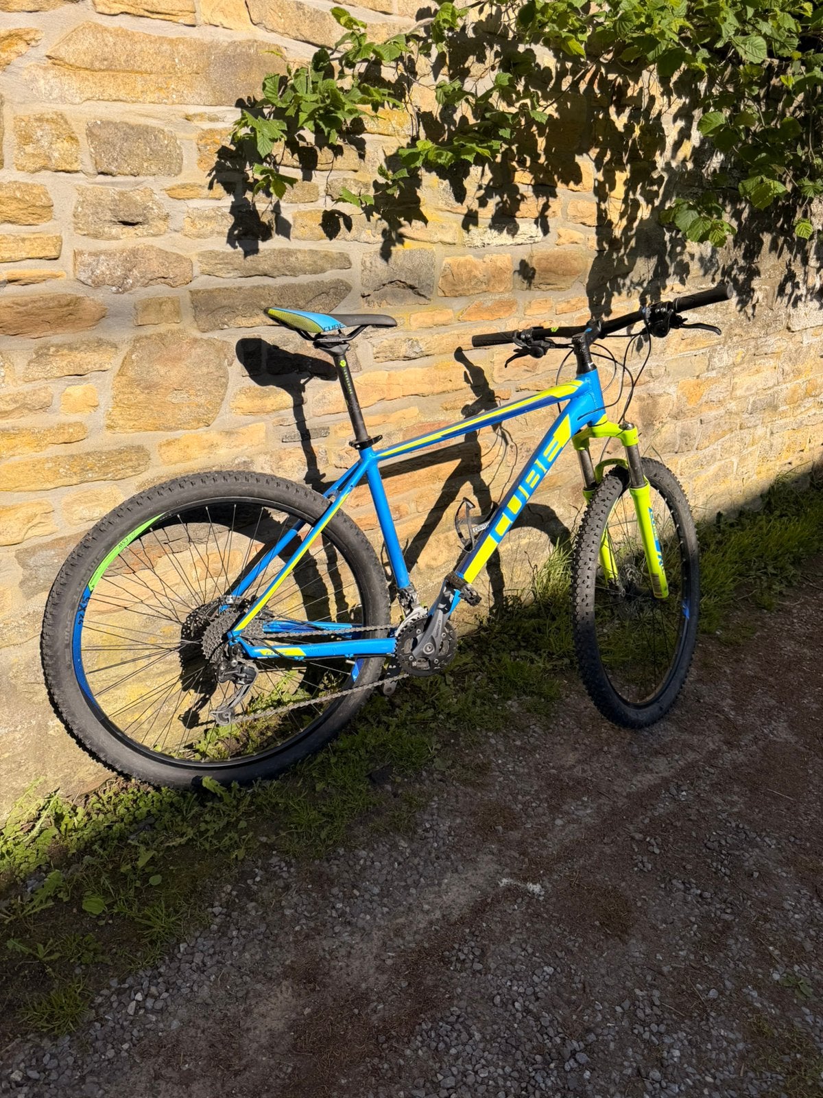 VTT cube analog cmpt L en parfait etat, Fietsen en Brommers, Ophalen, Zo goed als nieuw