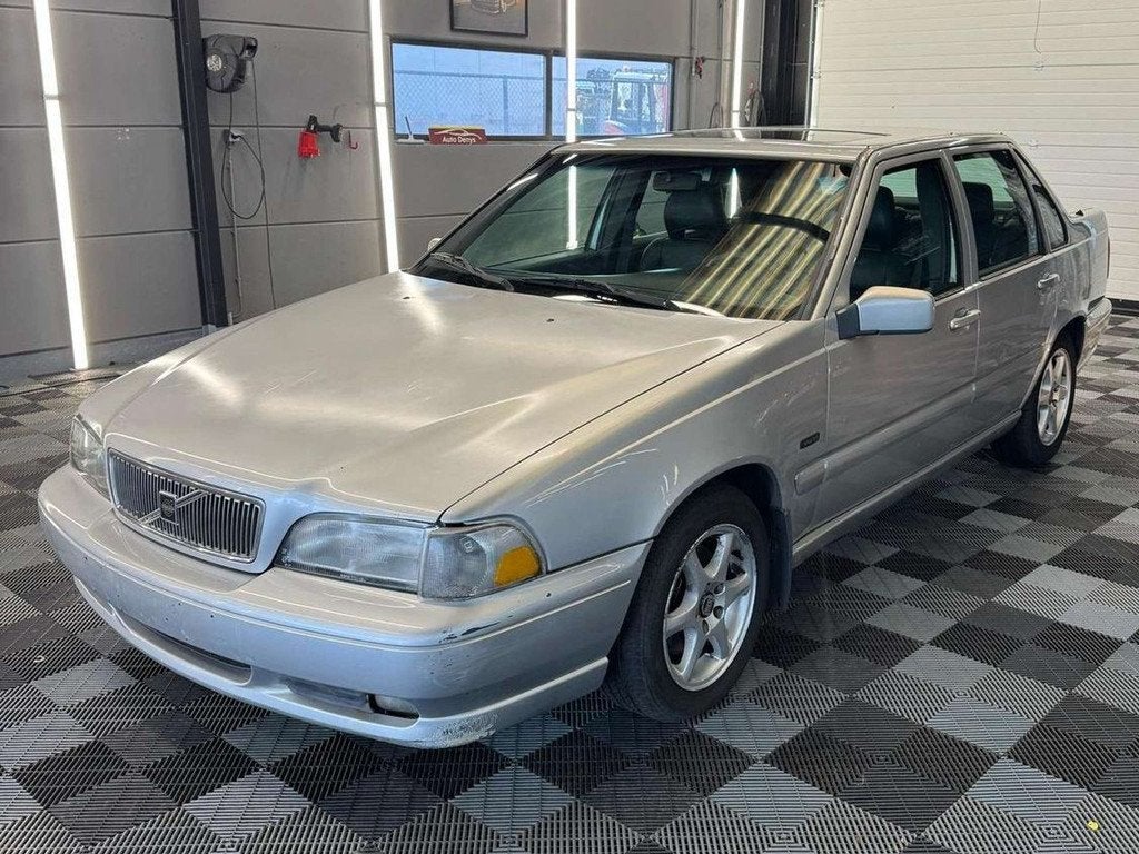 Volvo S70 2.5 BENZINE AUTOMATIQUE BJ. 1999 KM. 320.000, Automaat, 4 deurs, 144 pk, Bedrijf