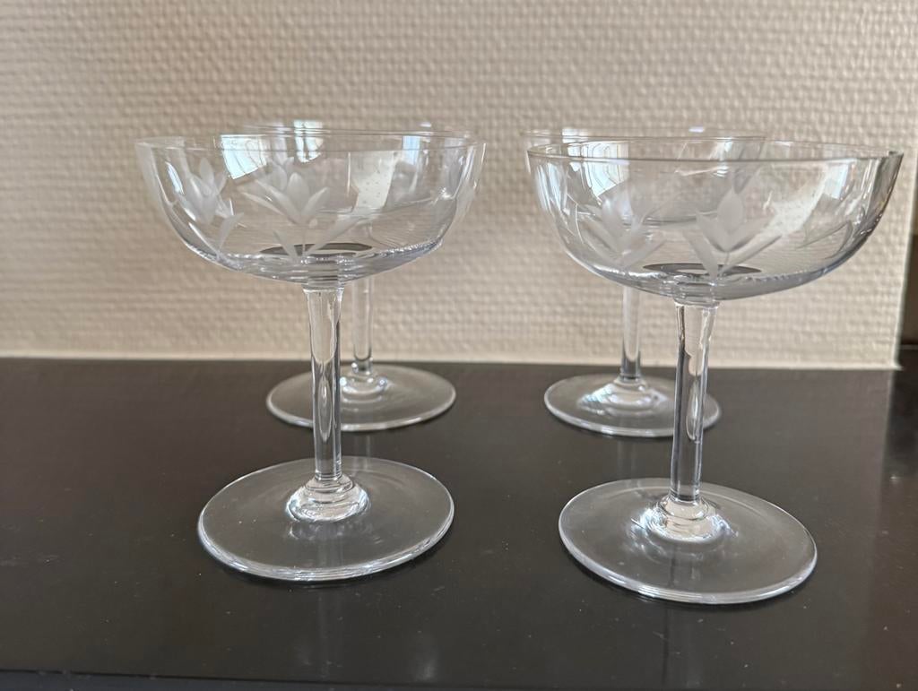 Champagne coups in geslepen glas 11 cm h x 9 cm, Ophalen, Zo goed als nieuw
