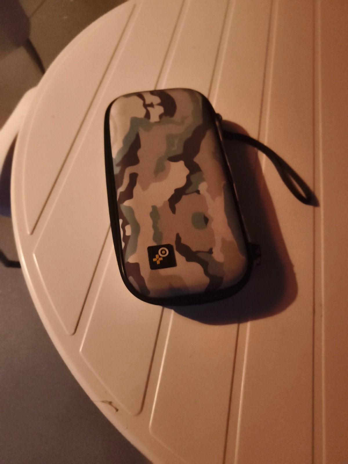 Nintendo Switch case met opslagplaats voor games, Games en Spelcomputers, Spelcomputers | Nintendo Switch, Ophalen
