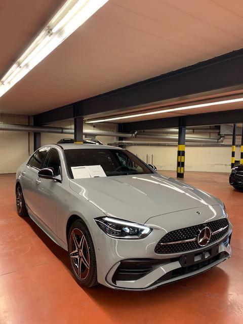 Mercedes-Benz C-Klasse Berline C 300 e AMG Line DOS 8078, Auto's, Automaat, 4 deurs, 1800 kg, 313 pk