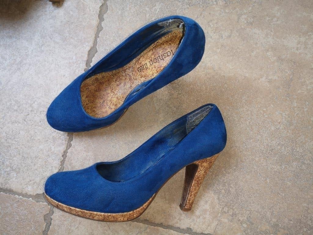 Mooie blauwe pumps mt 39, Pumps, Blauw, Ophalen of Verzenden, Gedragen