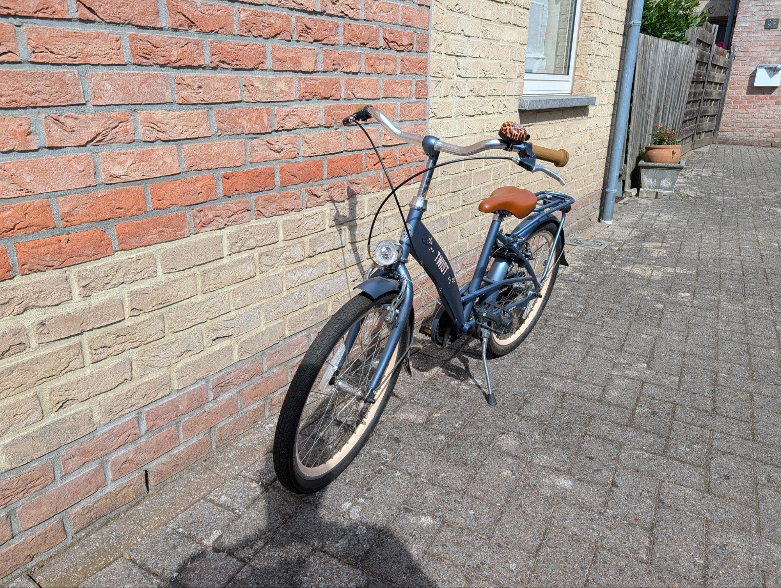 Meisjesfiets, Enlèvement