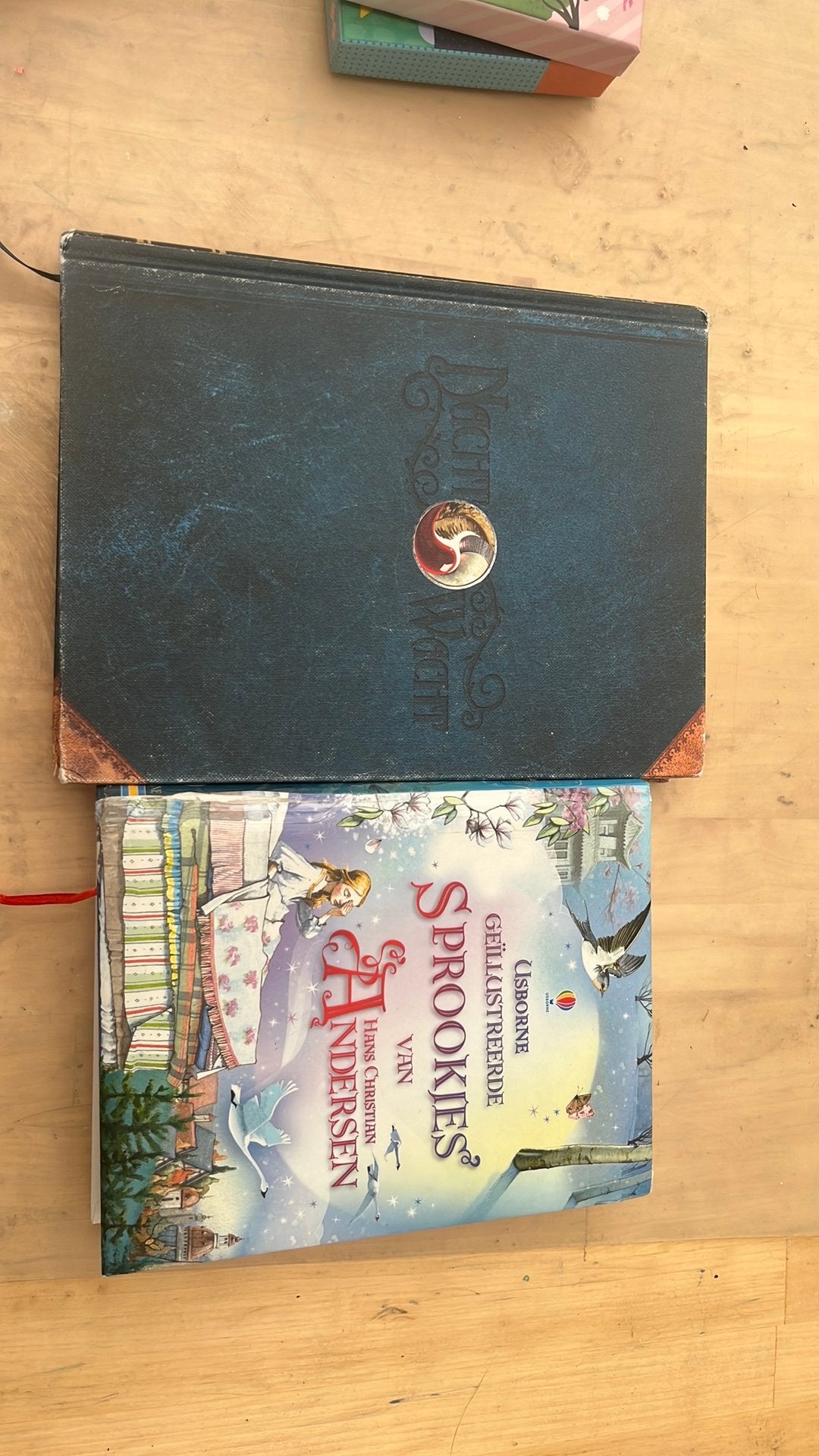 Nachtwacht + sprookjes HC Andersen, Boeken, Ophalen of Verzenden, Gelezen, Fictie