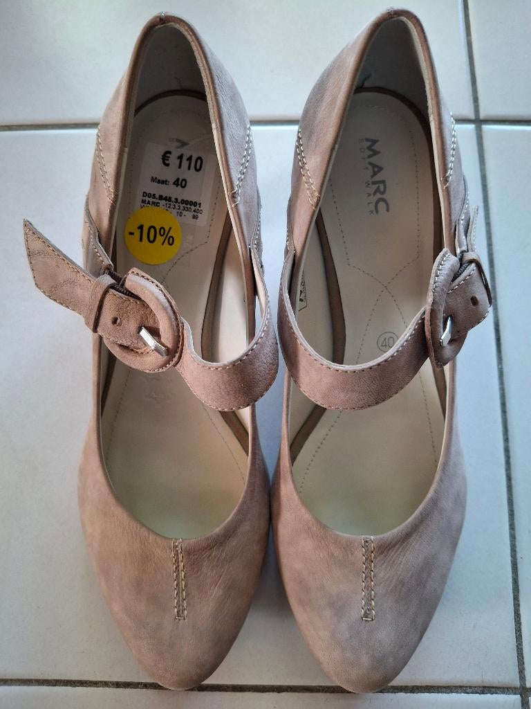 chaussures : taille 40, Neuf, Rose, Chaussures à haut talons, Enlèvement