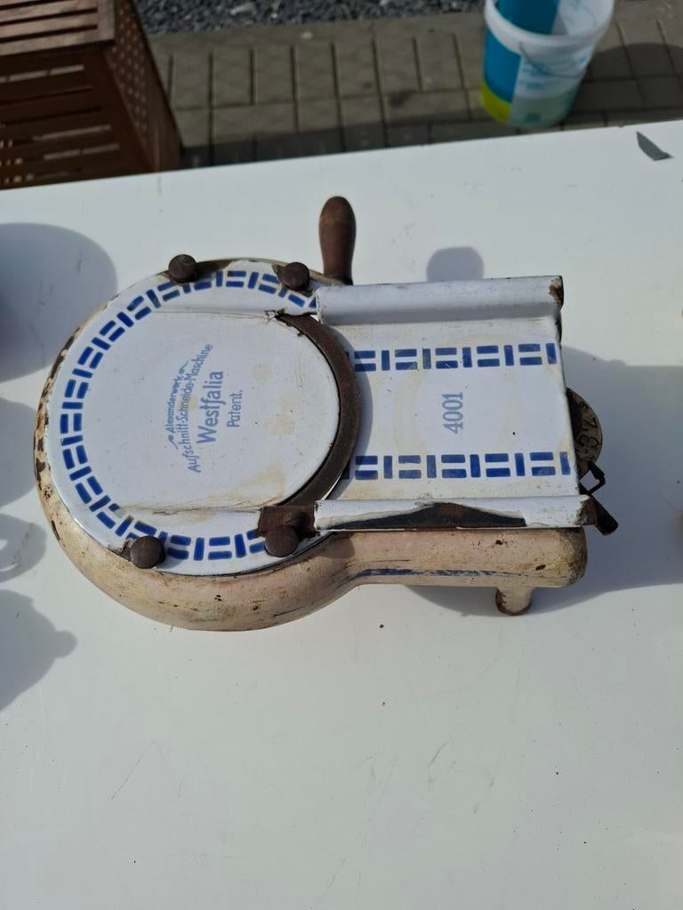 Machine de découpe, Enlèvement