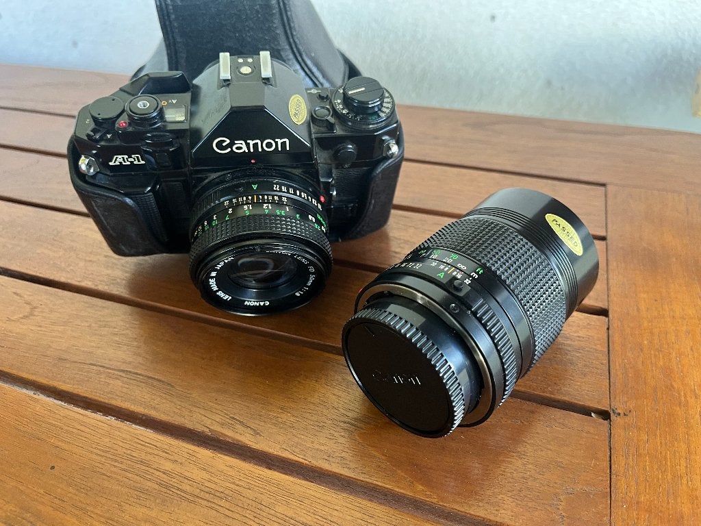 Fototoestel Canon A-1, Audio, Tv en Foto, Ophalen, Zo goed als nieuw, Canon