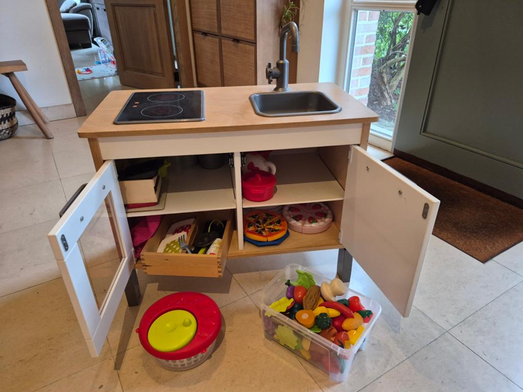 Ikea keukentje met accessoires, Enlèvement