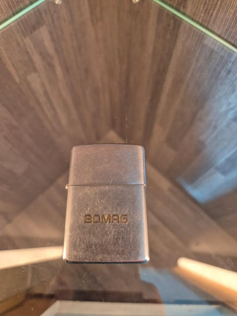 Unieke Vintage Zippo (1957) – Oprichtingsjaar BOMAG – Mint, Collections, Articles de fumeurs, Briquets & Boîtes d'allumettes, Enlèvement ou Envoi
