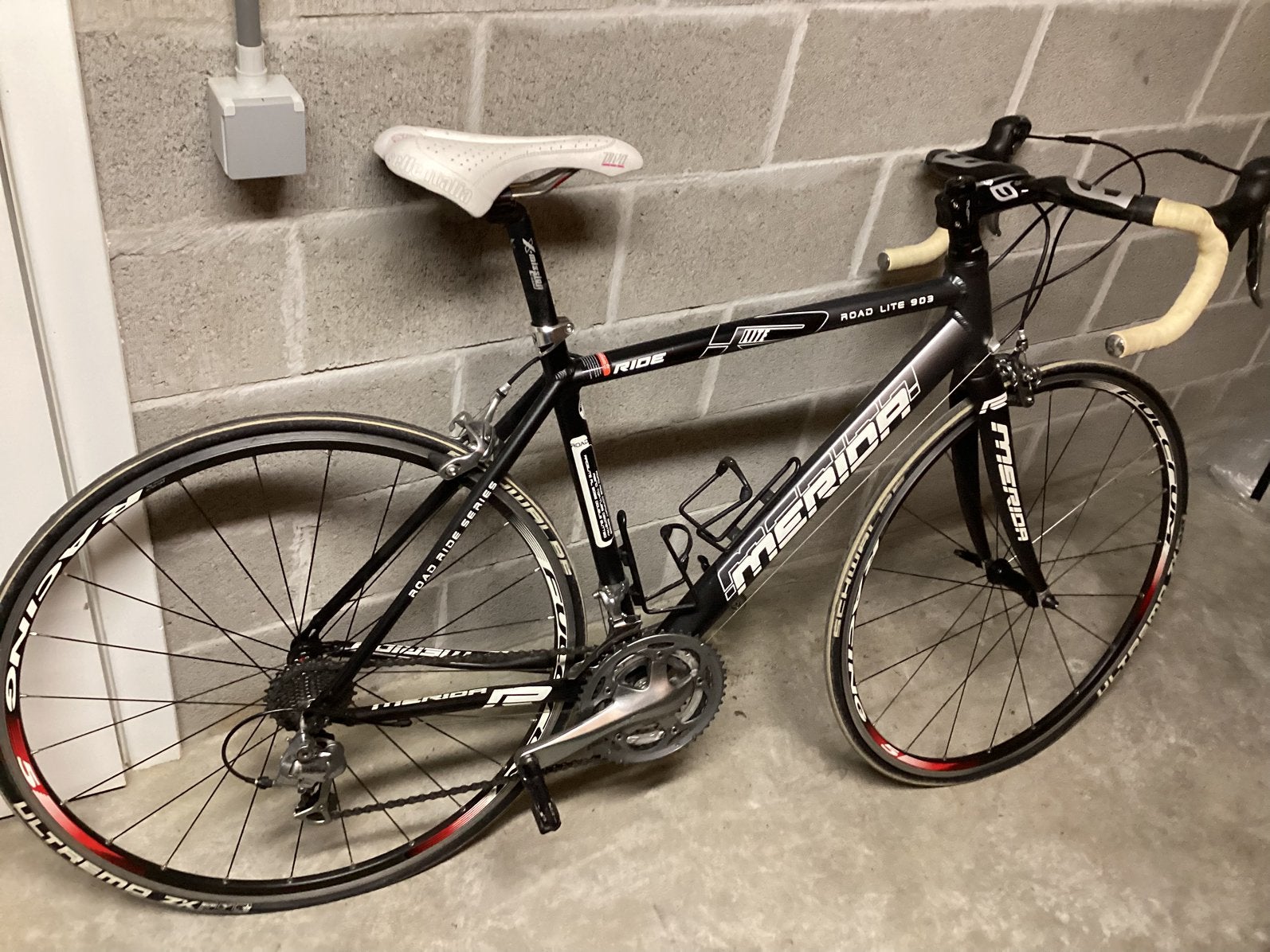 Merida koersfietd te koop, Fietsen en Brommers, 28 inch, Gebruikt, 10 tot 15 versnellingen, Velgrem