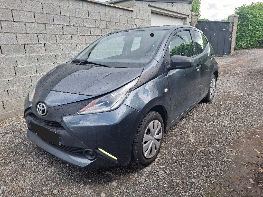 Toyota Aygo 1.0 essence euro 6 5 portes, Autos, Achat, Euro 6, 5 portes, Particulier