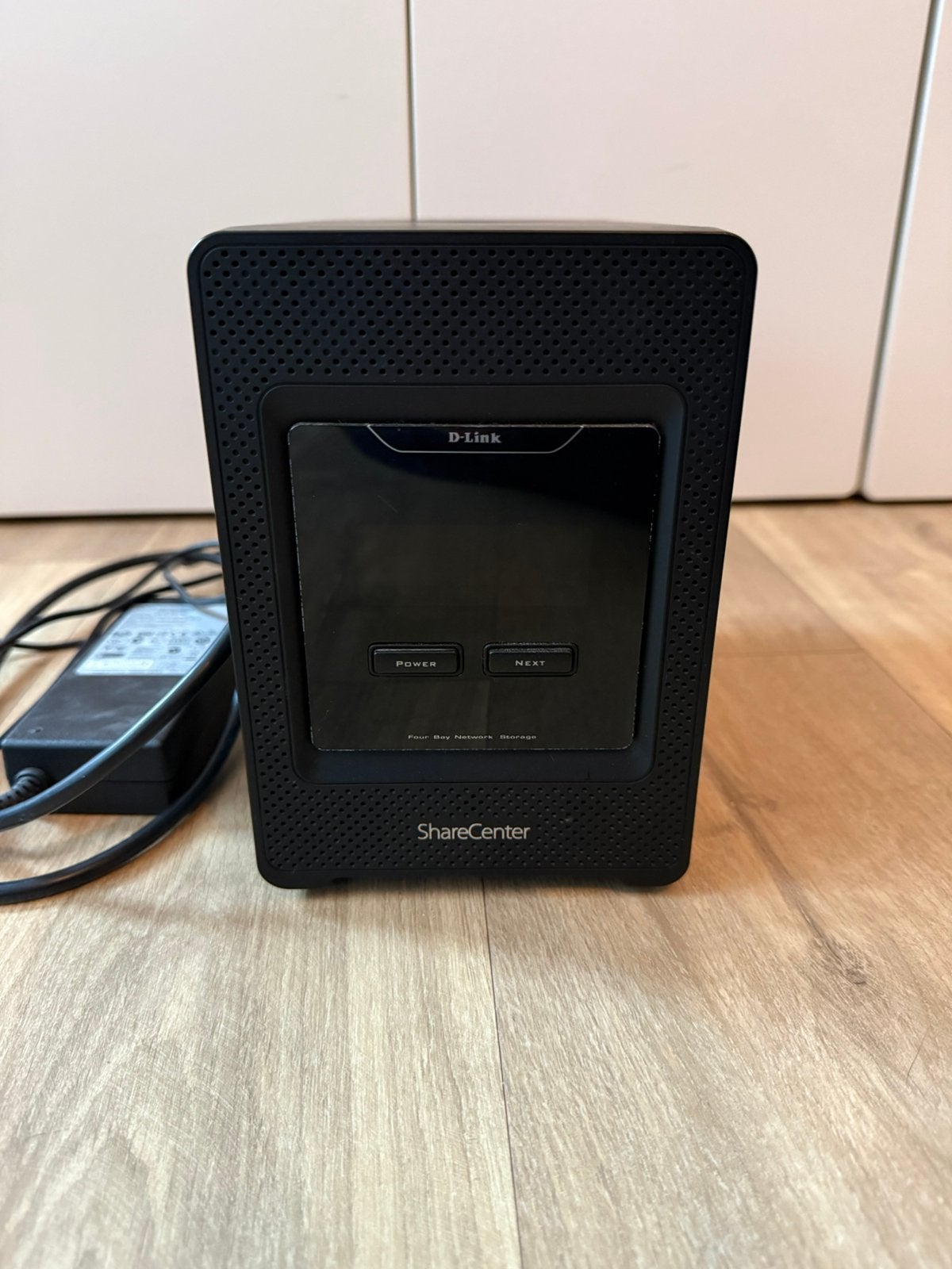 Boîtier NAS ShareCenter Quattro 4 baies DNS-345, Computers en Software, NAS, Ophalen, Gebruikt
