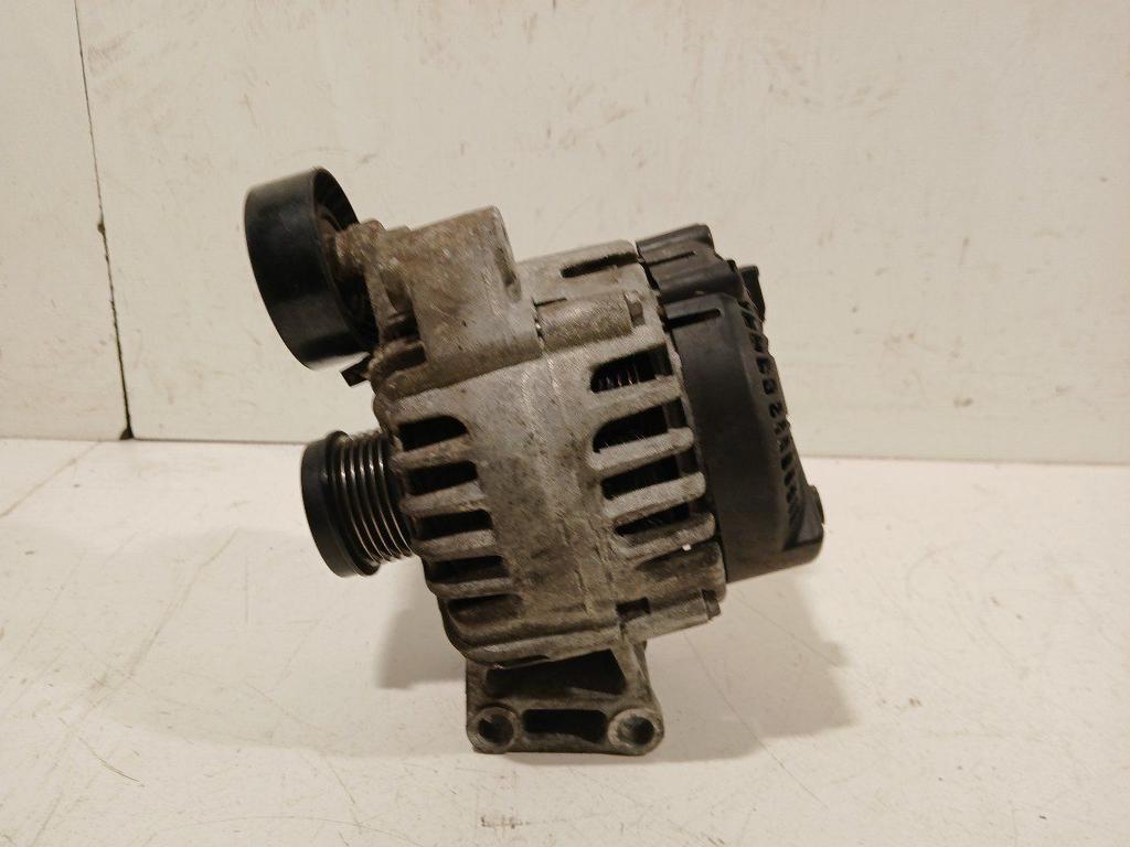 Dynamo Ford Mondeo, Auto-onderdelen, Motor en Toebehoren, Ford, Gebruikt, Herkomst onderdeel bekend, 12 maanden garantie, Ophalen of Verzenden