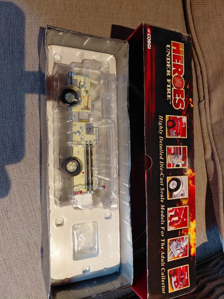brandweerwagen 1:50, Ophalen of Verzenden, Nieuw