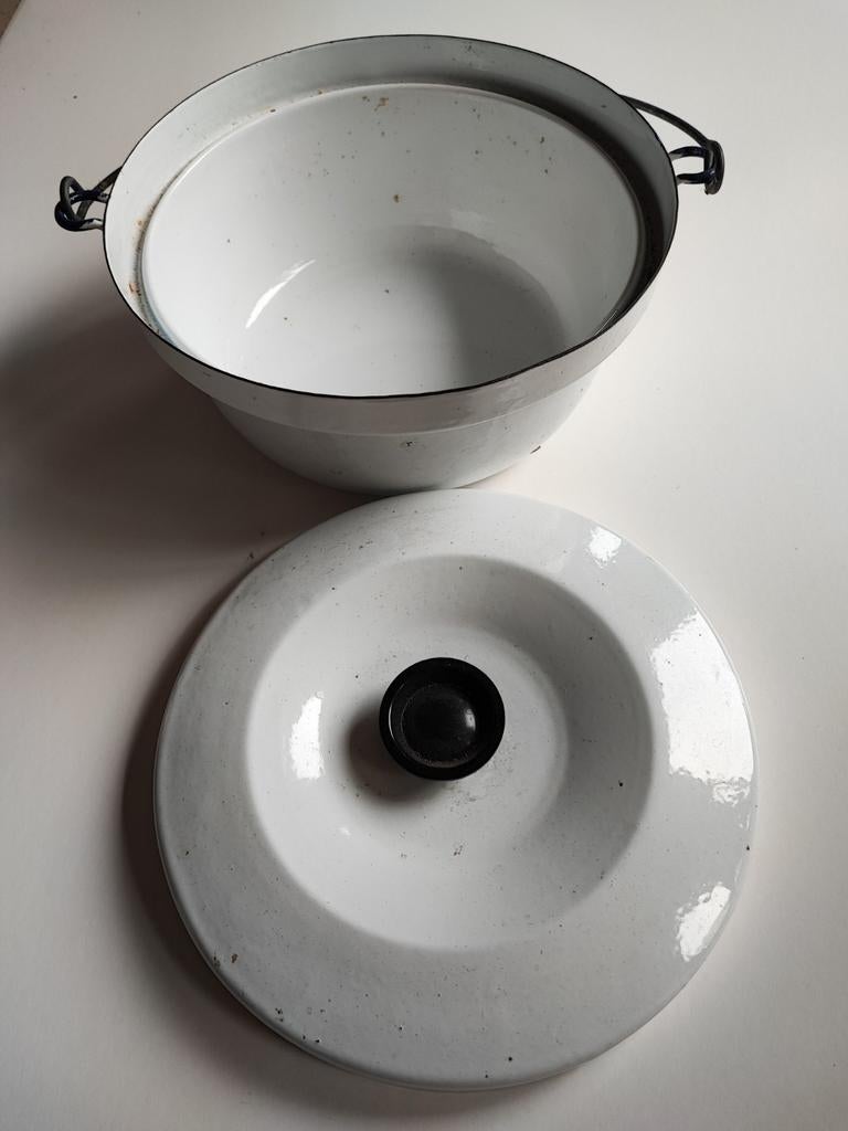 Oude Wit geëmailleerde potten, Antiek en Kunst, Ophalen