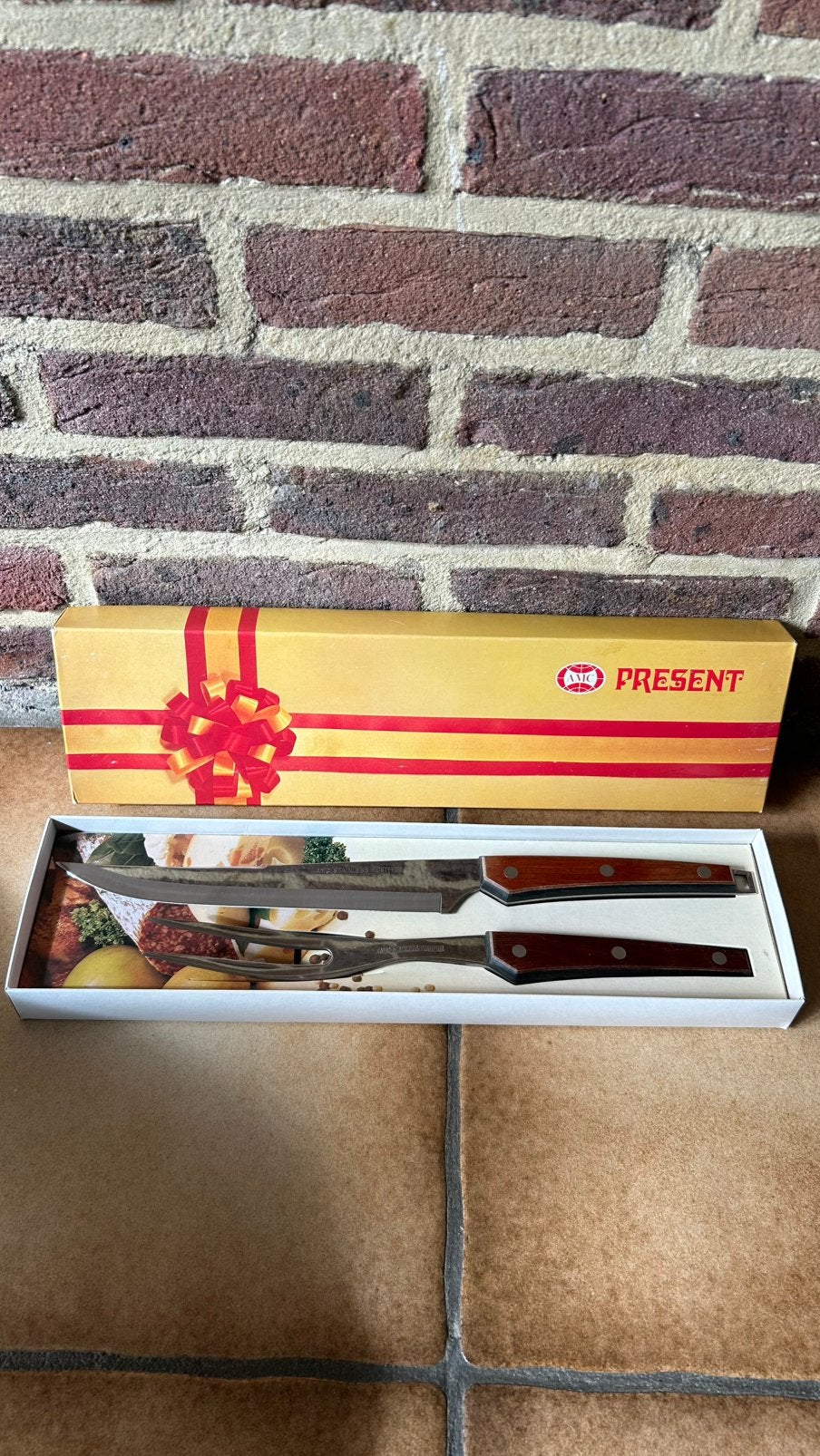 Coutellerie vintage AMC Present Delivery, Enlèvement ou Envoi, Autres types, Inox ou Chrome, Neuf