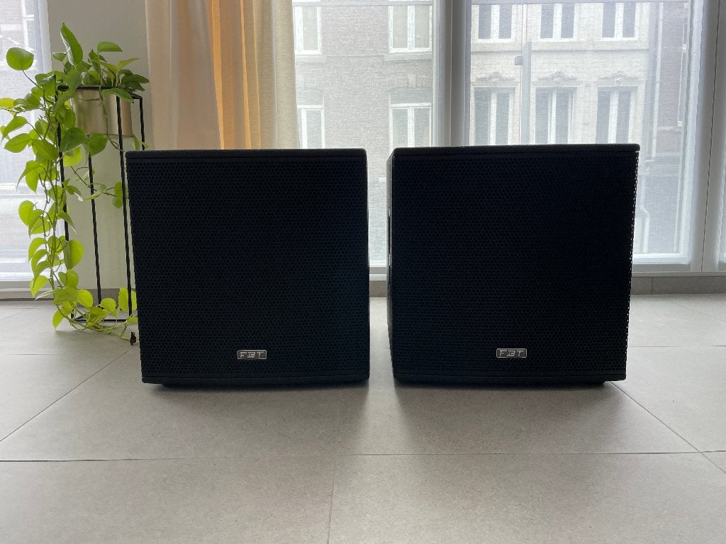 Caisson de basse et caisson de basses DJ FBT Subline 115sa, TV, Hi-fi & Vidéo, Appareils professionnels, Comme neuf, Enlèvement