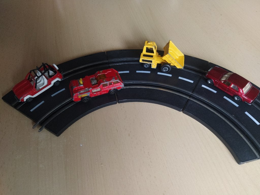 Matchbox - Majorette - Burago - Toyota, Hobby en Vrije tijd, Modelauto's | Overige schalen, Ophalen of Verzenden, Gebruikt