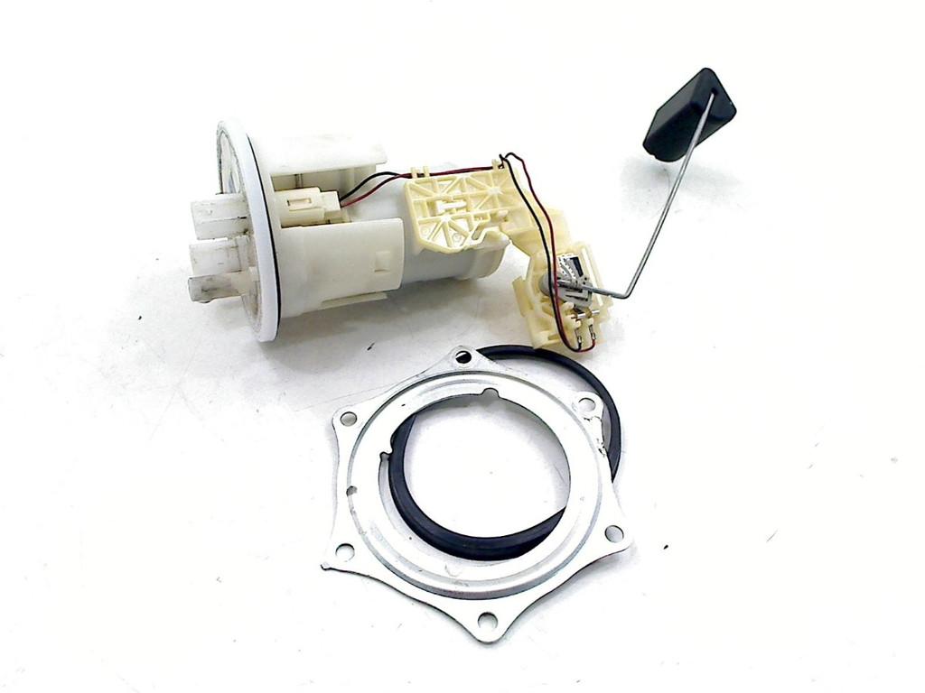 BRANDSTOFPOMP Honda CBR 600 RR 2007-2012 (CBR600RR PC40), Motoren, Dhr. S. di Majo, Gebruikt, Info@cama-motorparts.nl, P.J. Troelstraweg 8 8
3144 CX  MAASSLUIS, NL