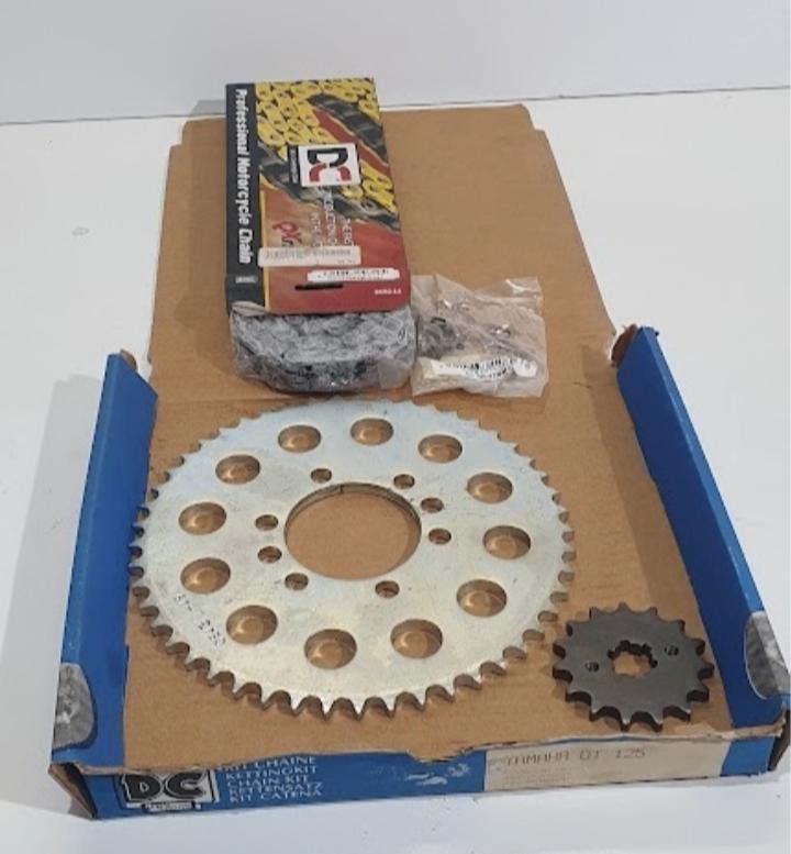 KETTING TANDWIEL KIT DC DT125 MX/LC '81 > '91, Motoren, Ophalen, Nieuw