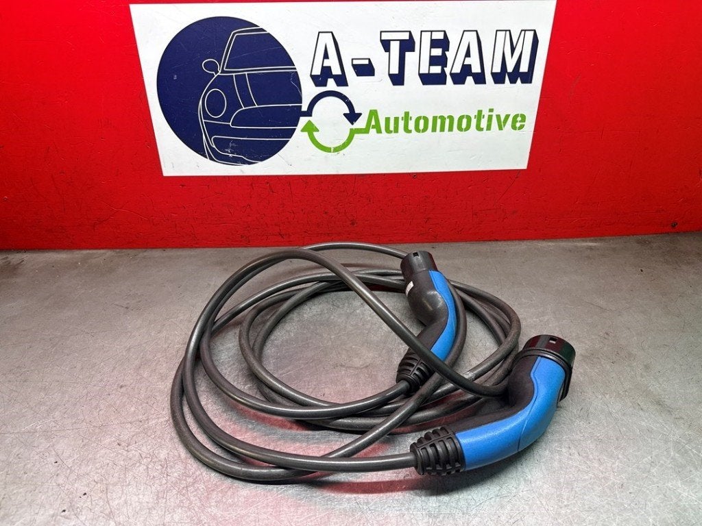 CABLE DE CHARGE Jaguar I-Pace (01-2018/-), Utilisé, Jaguar, Lisa.Scalzo@aptiv.com, Aptiv PLC