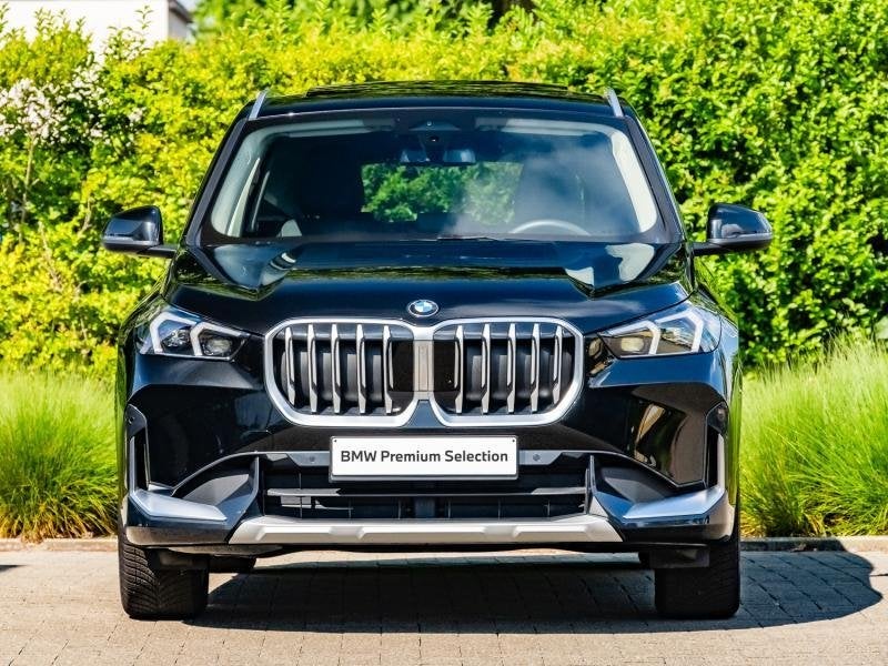 BMW X1 sDrive/Harman-Kardon, 136 pk, Zwart, https://public.car-pass.be/vhr/d2bb5504-1046-4a20-9e7e-60434c069363, Bedrijf