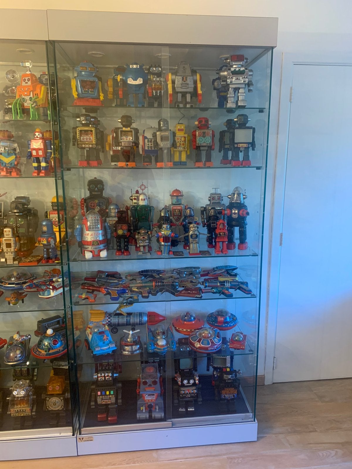 Italiaanse vitrinekast, Ophalen, Zo goed als nieuw, Glas