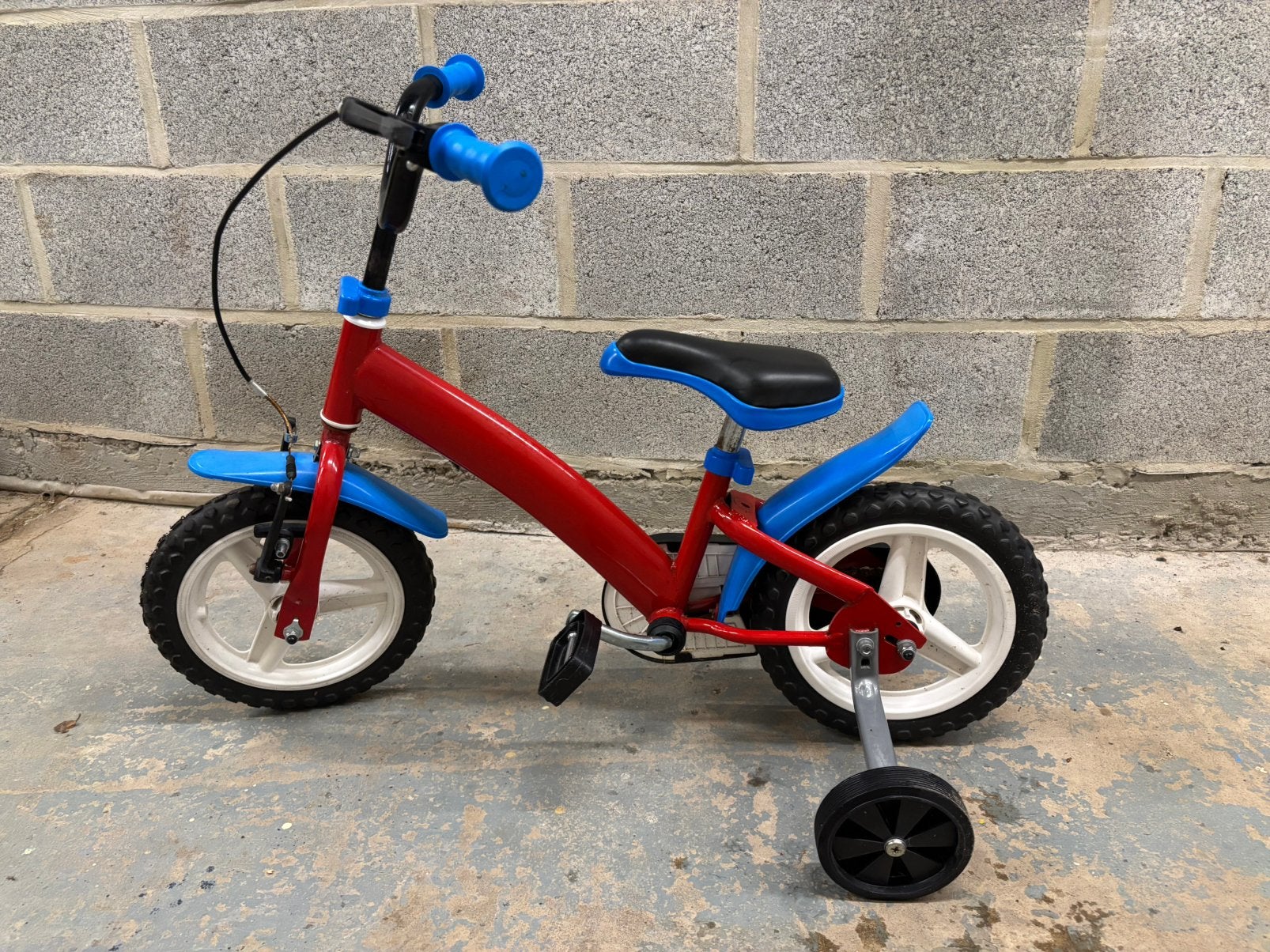 Vélo à pédales pour enfant – 2/3 ans, Frein sur jante, Stabilisateurs, Enlèvement, Utilisé