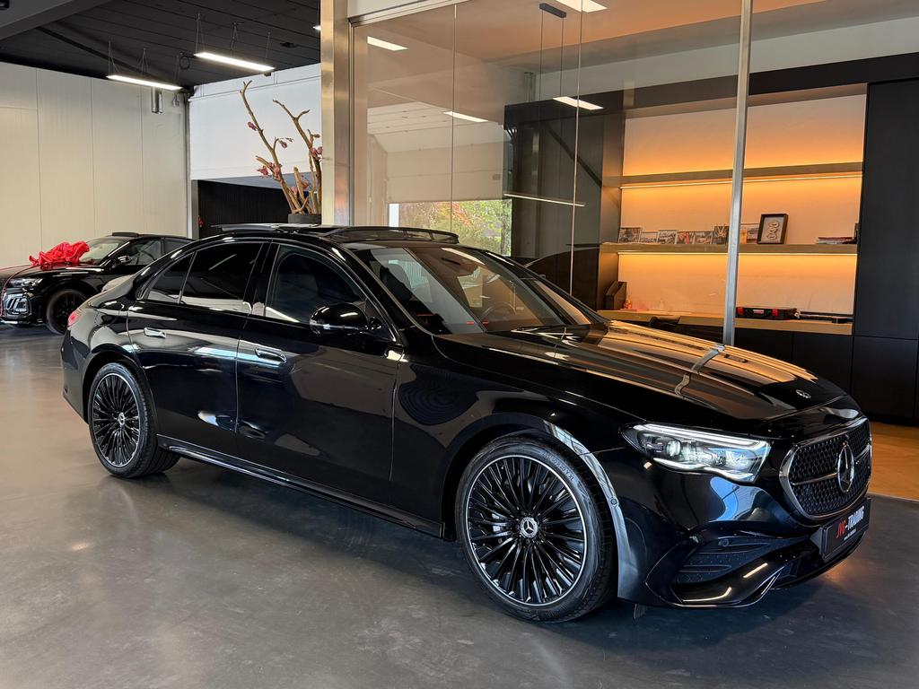 Mercedes E klasse 200 Amg night Panorama Vol optie, Auto's, Automaat, Leder, Bedrijf, Berline