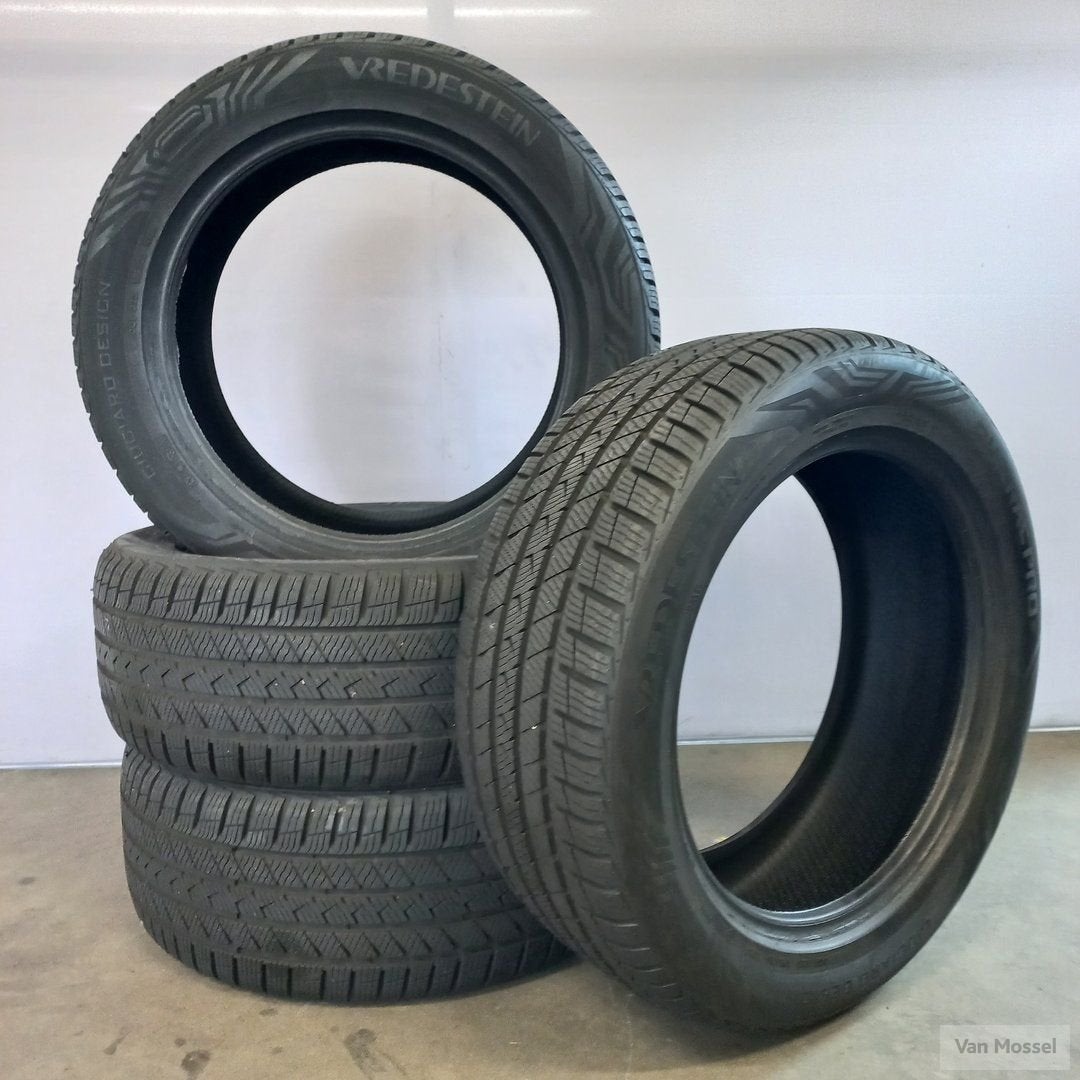 Vredestein Quatrac PRO 235/50/R18 101V, 18 inch, Gebruikt, -, -