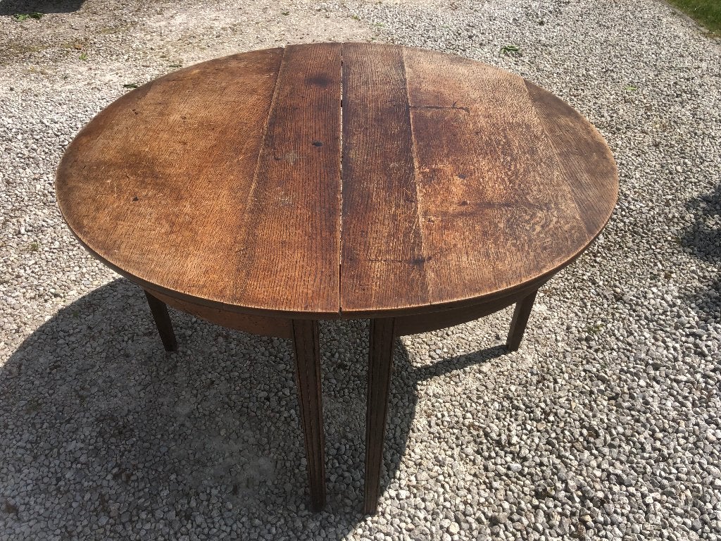 Ronde antieke tafel, Ophalen
