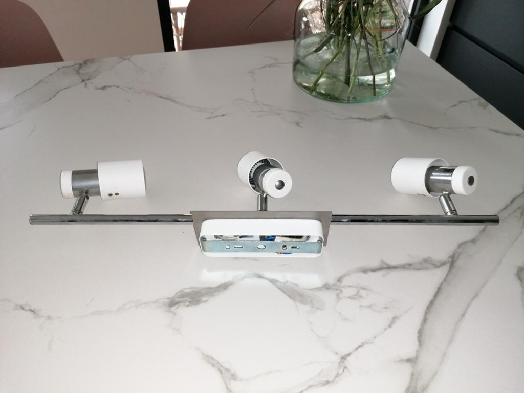 Spot de plafond Eglo Davida pour montage en surface, Enlèvement, LED