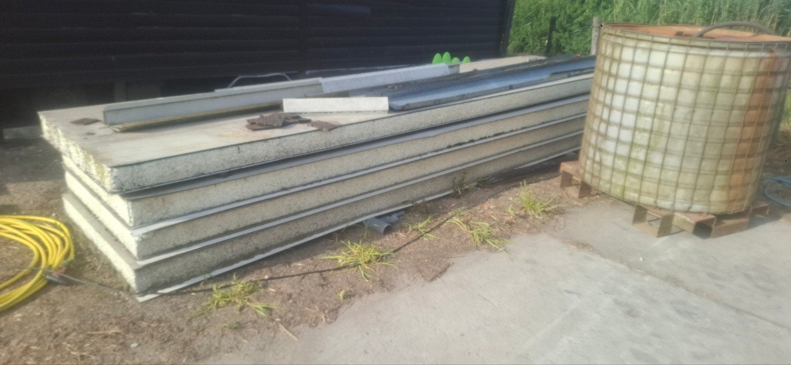 Sandwichpanelen, Ophalen