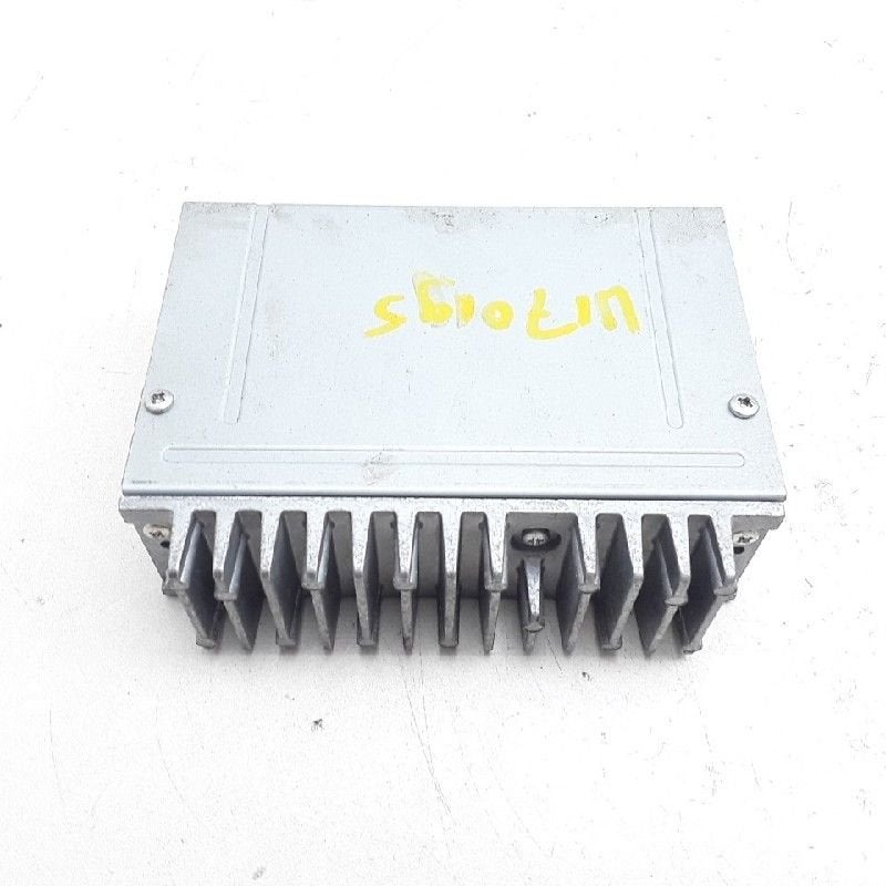 AUDIO VERSTERKER Prius (ZVW3) (|8610047100|1460012370B101|), Gebruikt, Toyota