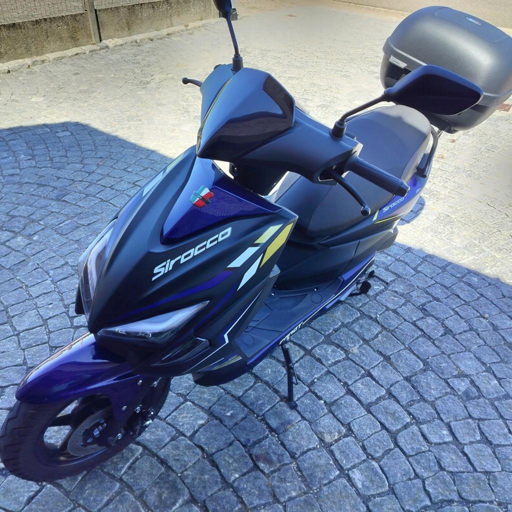 Zo goed als nieuwe scooter A klasse, Vélos & Vélomoteurs, Enlèvement