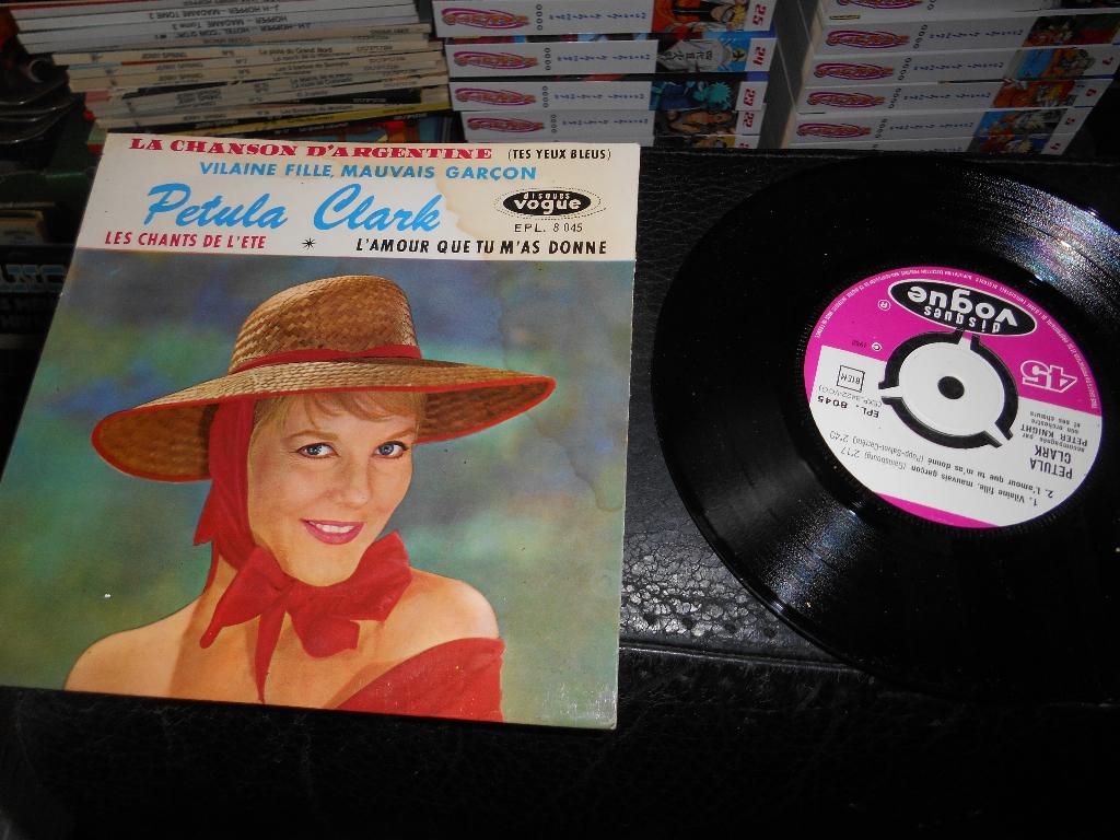 45T 4 pistes Petula Clark, Enlèvement ou Envoi