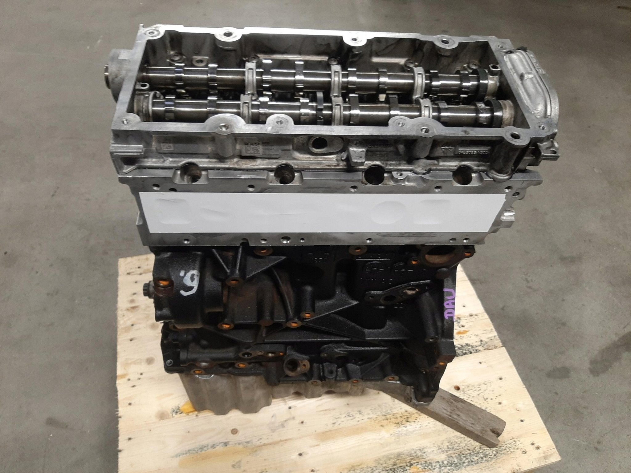 Moteur DAUB Nu CRAFTER VW, Envoi, Utilisé, Skoda