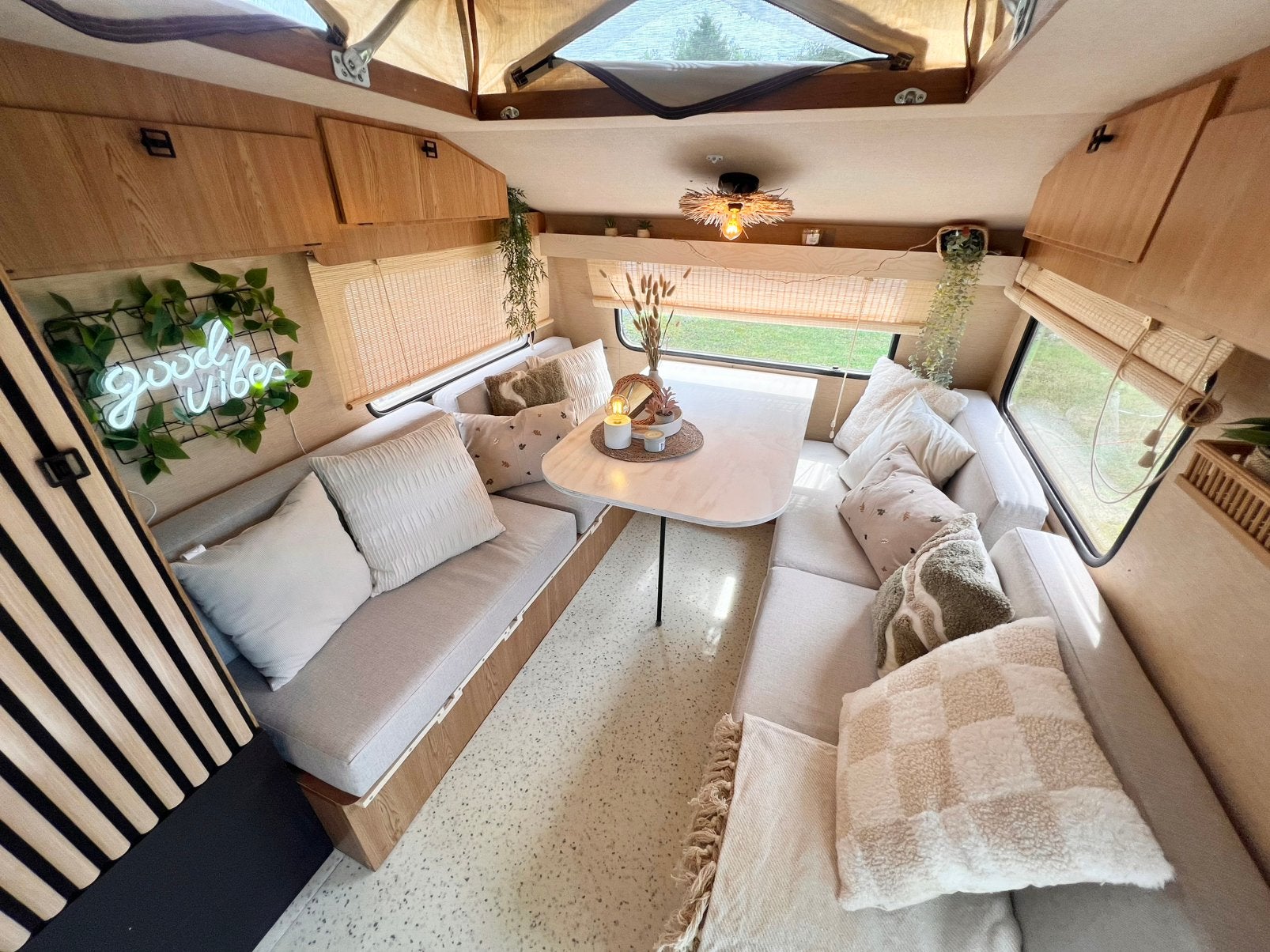 Petite caravane -750 kg avec toit relevable, Caravans en Kamperen, Caravans, Particulier, Hefdak