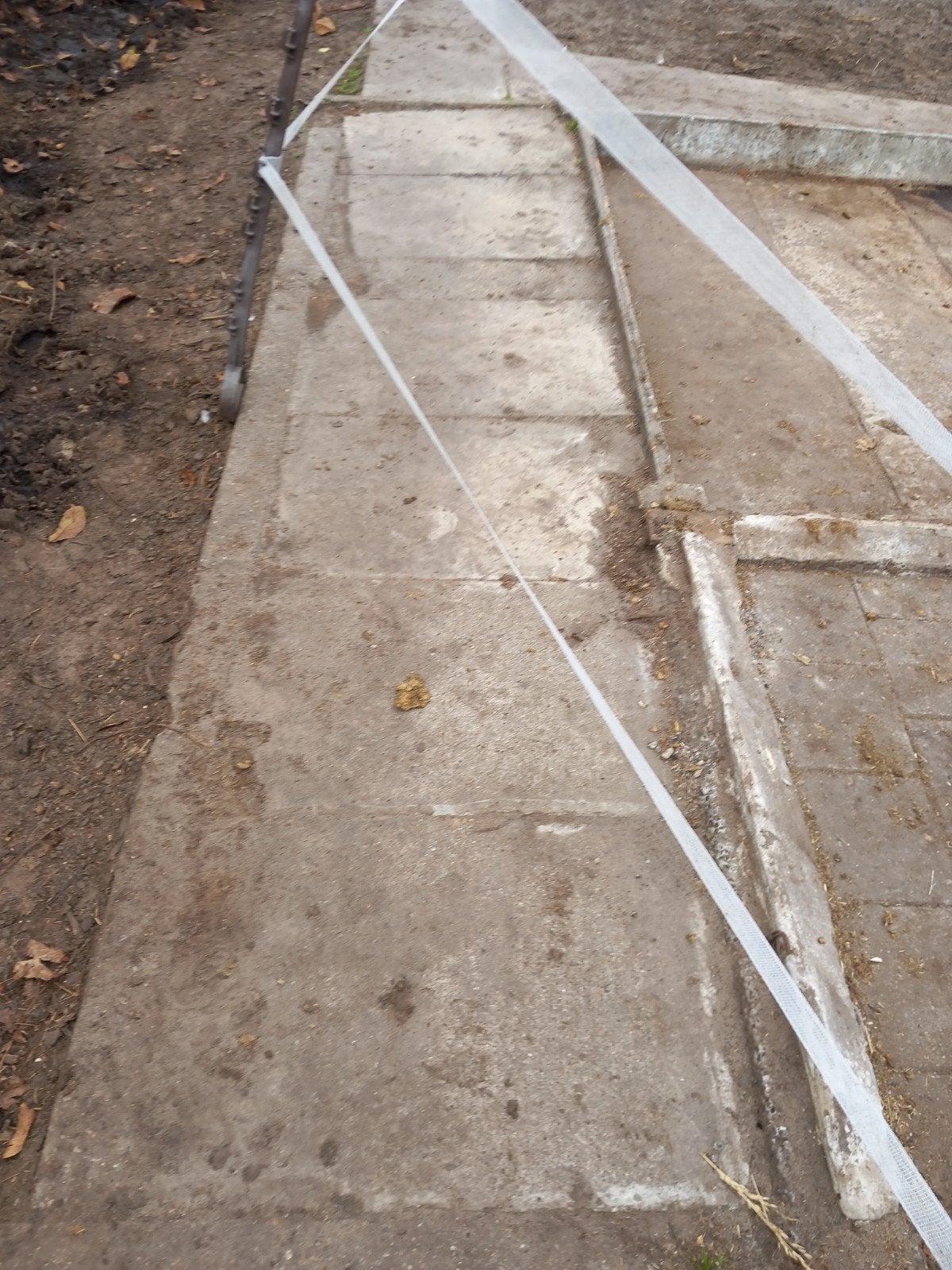 Betonnen platen, Ophalen