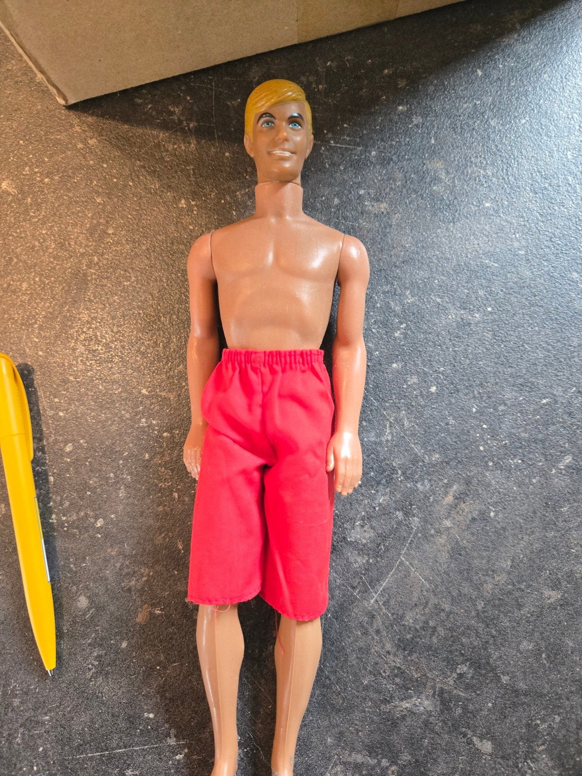 Barbie Ken, Ophalen, Pop